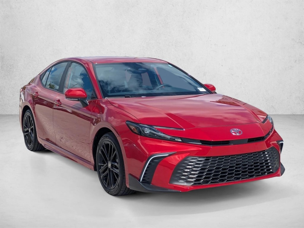 Used 2025 Toyota Camry SE Sedan