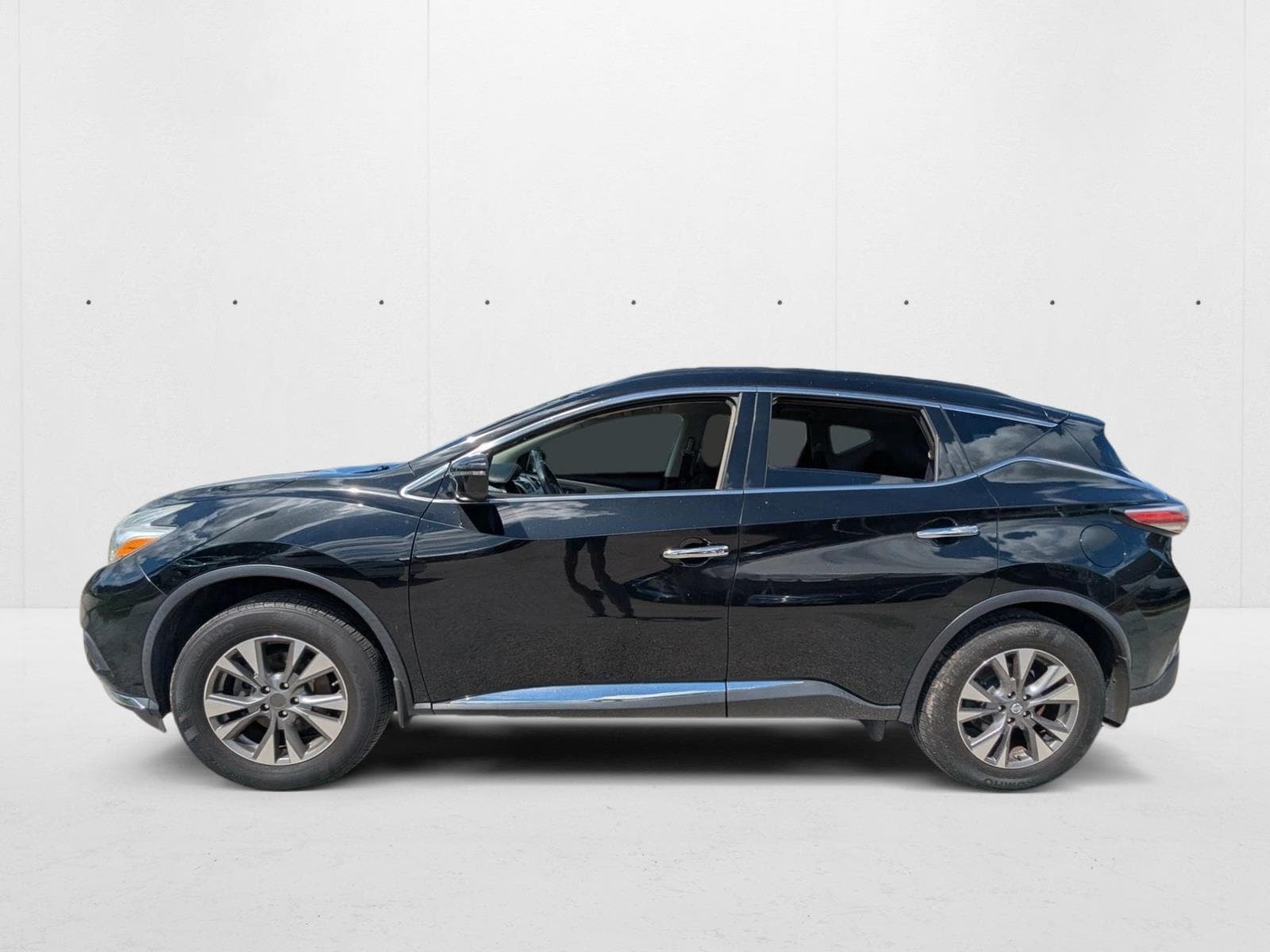 Used 2017 Nissan Murano SV with VIN 5N1AZ2MG6HN114964 for sale in Pinellas Park, FL