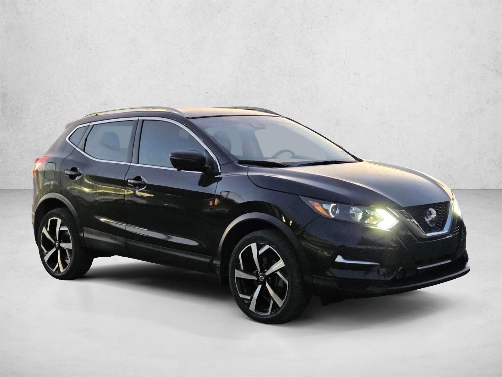 2020 Nissan Rogue Sport SL photo 2