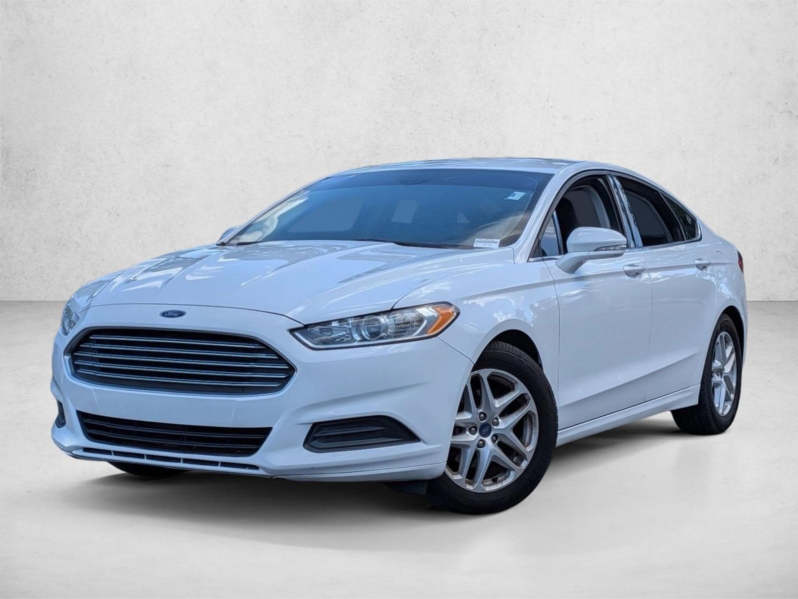 2016 Ford Fusion SE FWD's photo