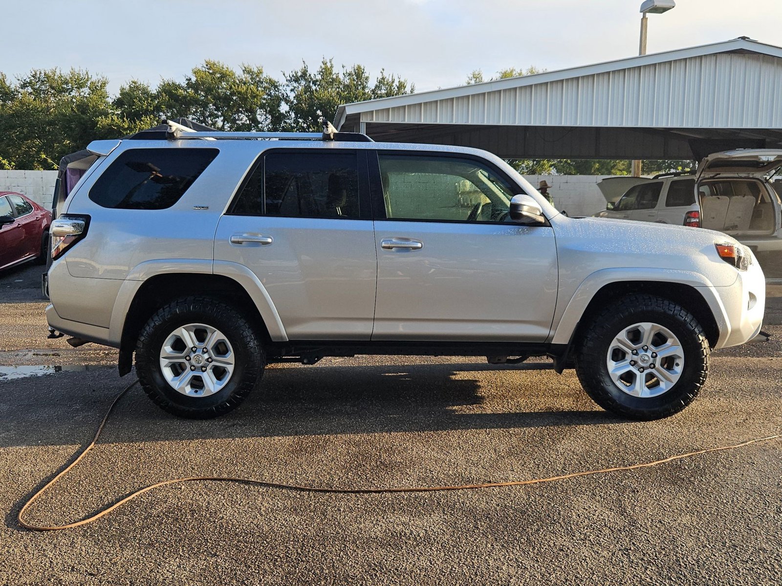 2022 Toyota 4Runner SR5 4WD photo 4