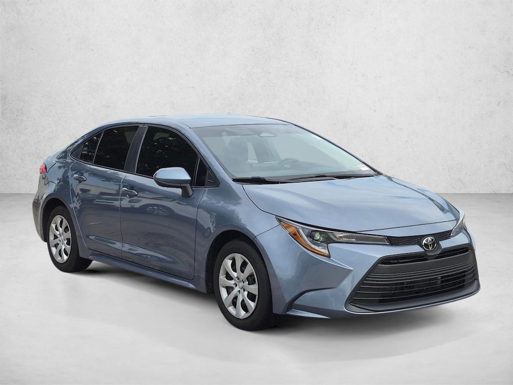 Used 2025 Toyota Corolla LE Sedan
