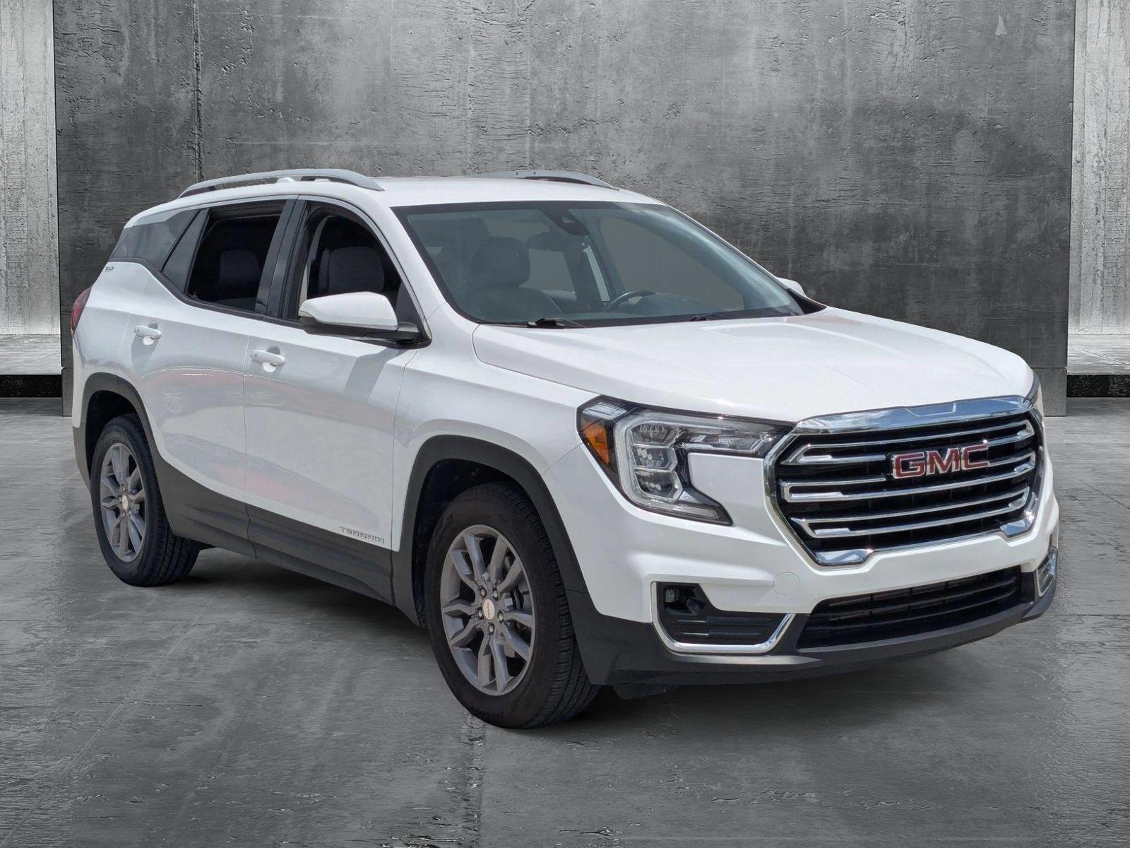 2023 Gmc Terrain SLT photo 3
