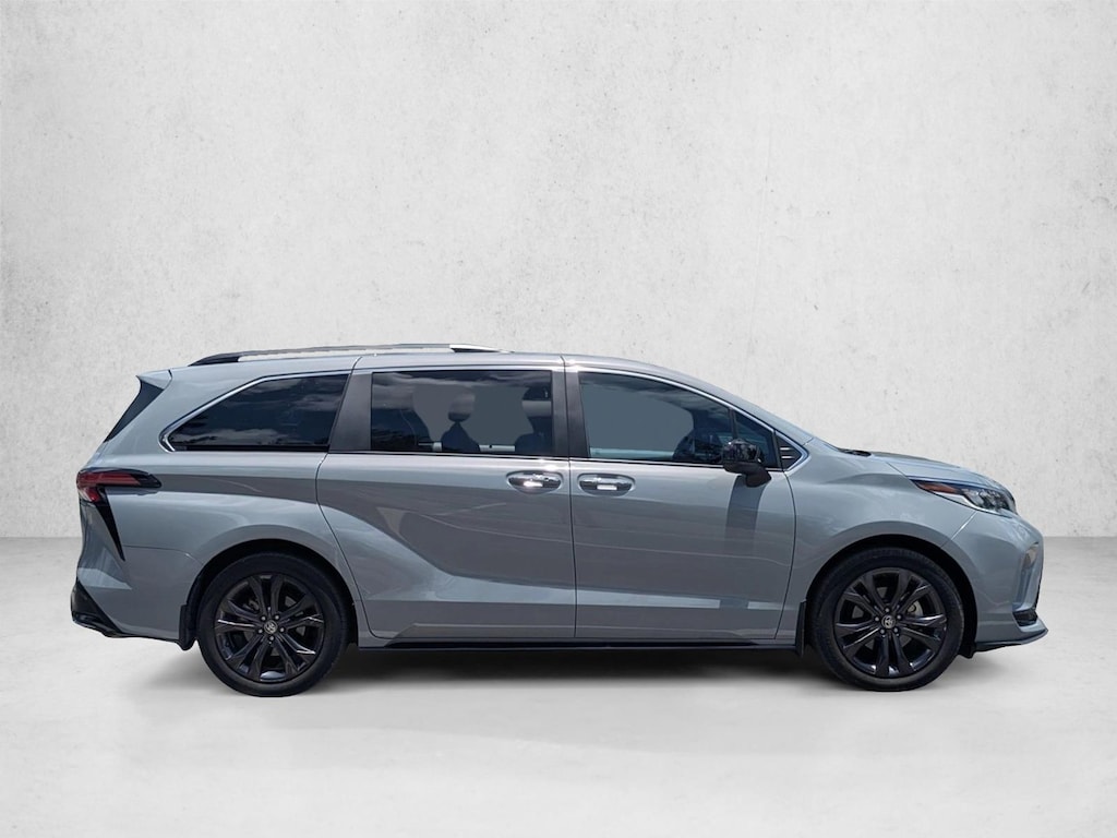 Used 2024 Toyota Sienna XSE 7 Passenger Van Passenger Van