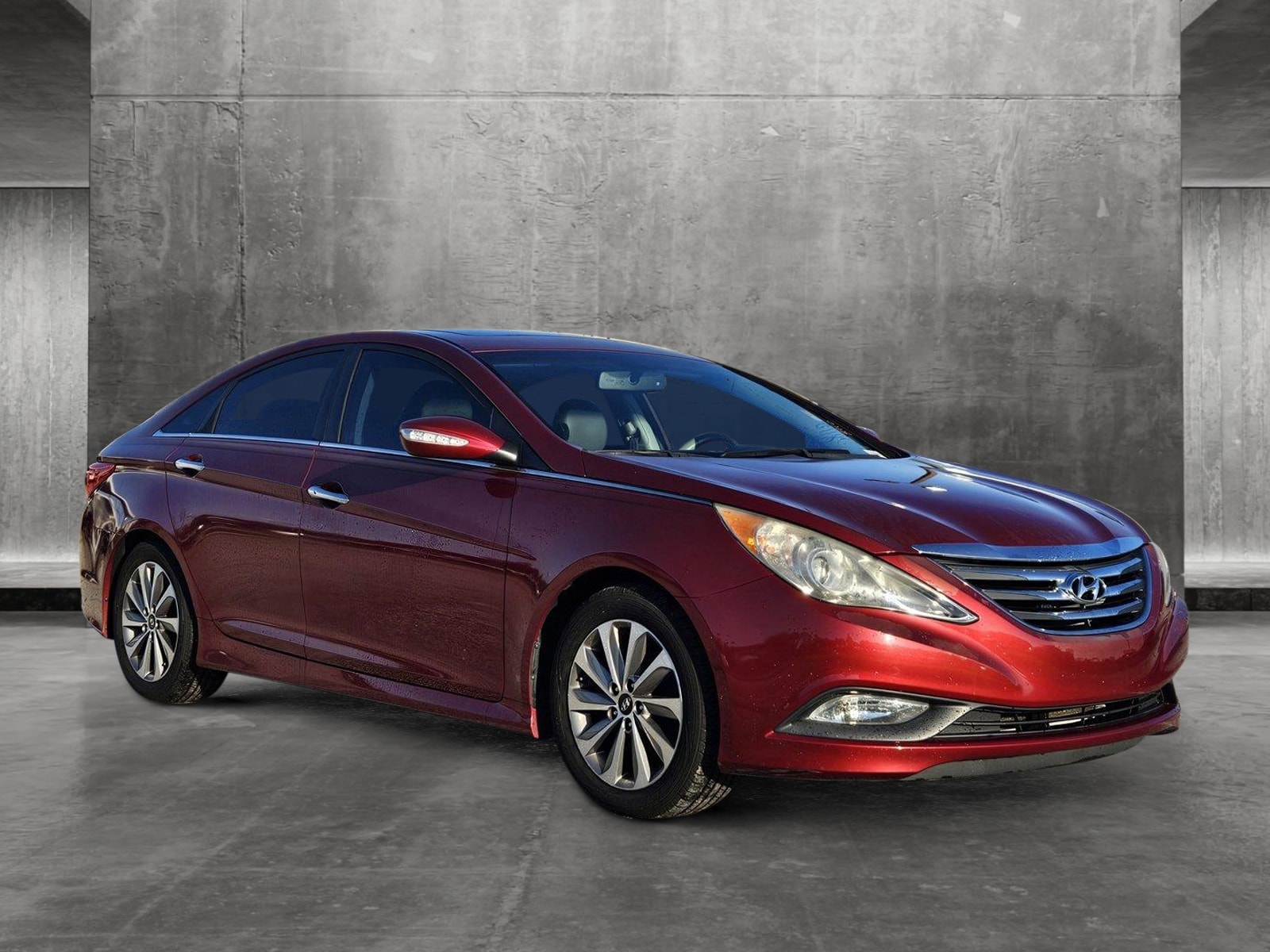 Used 2014 Hyundai Sonata Limited with VIN 5NPEC4AC5EH824132 for sale in Pinellas Park, FL