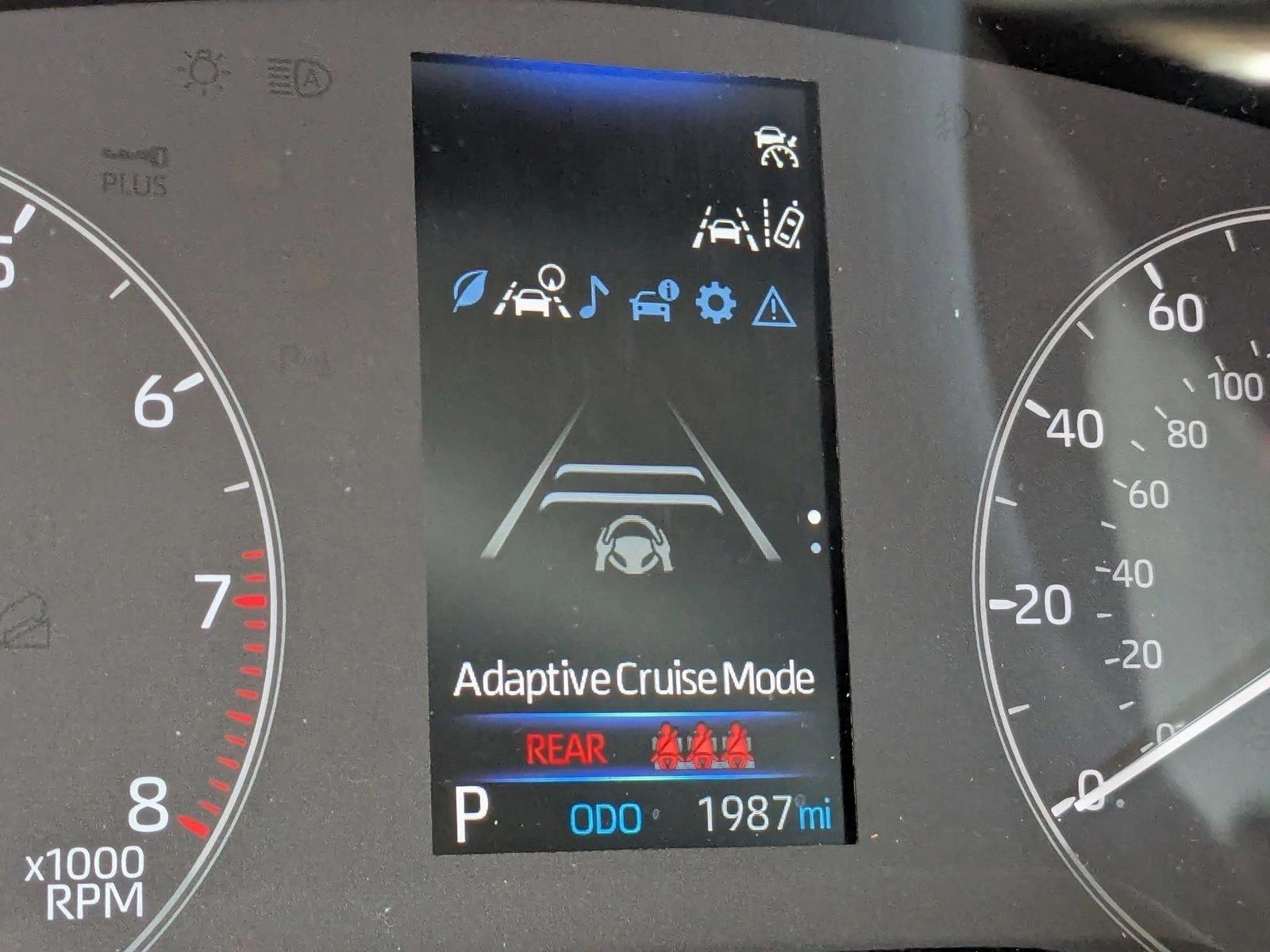 2025 Toyota Corolla LE photo 4