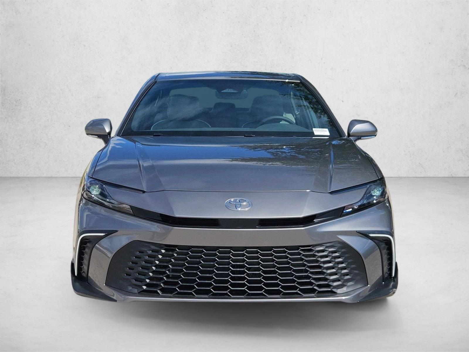 2025 Toyota Camry SE photo 2