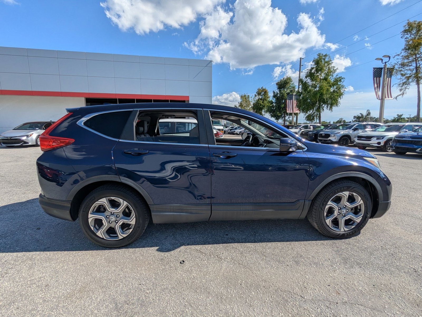 2017 Honda CR-V EX-L photo 3