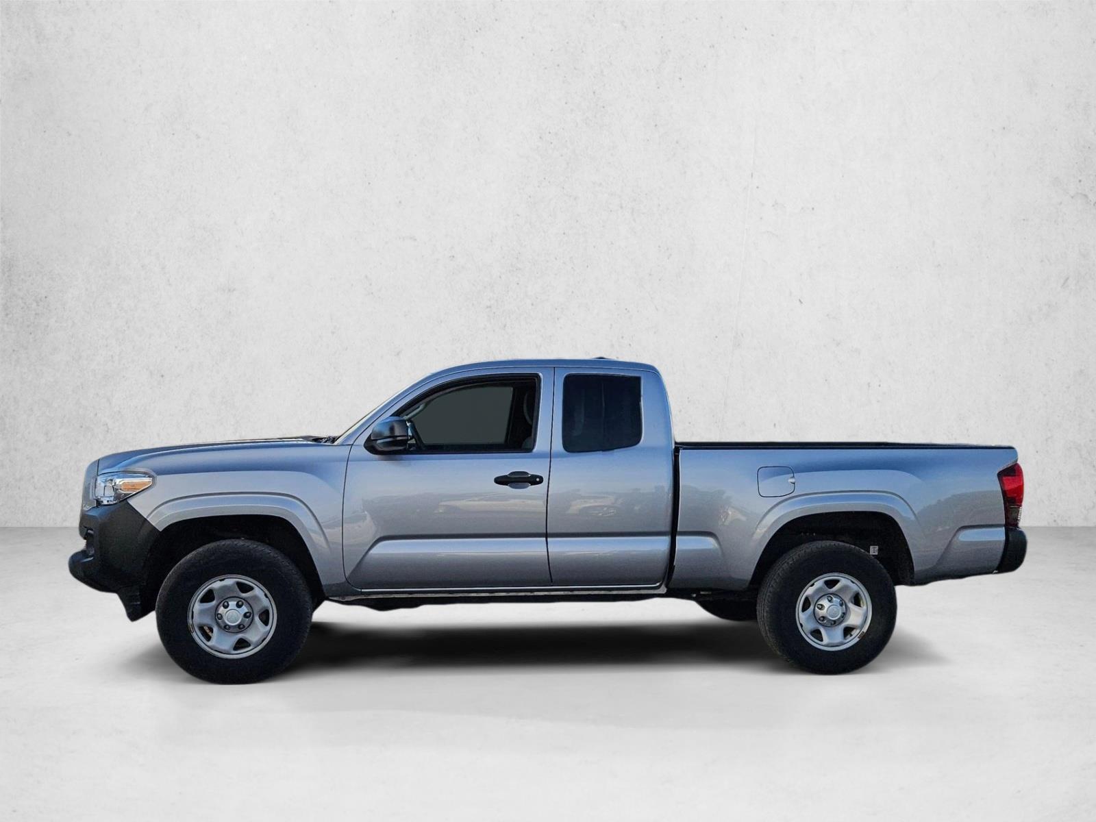 2019 Toyota Tacoma SR Access Cab photo 3