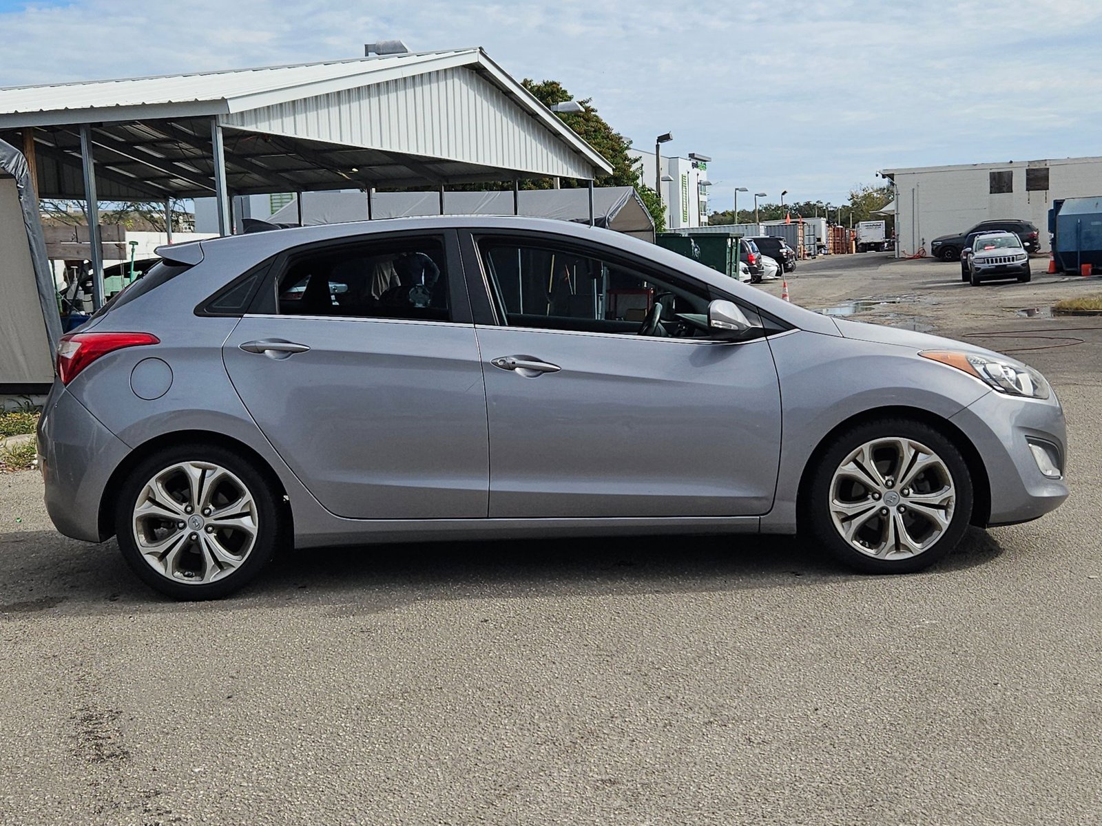 2013 Hyundai Elantra GT Base photo 2
