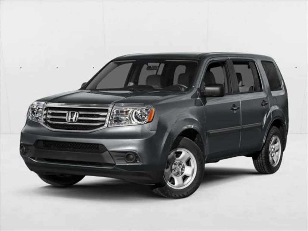 Used 2015 Honda Pilot LX FWD SUV