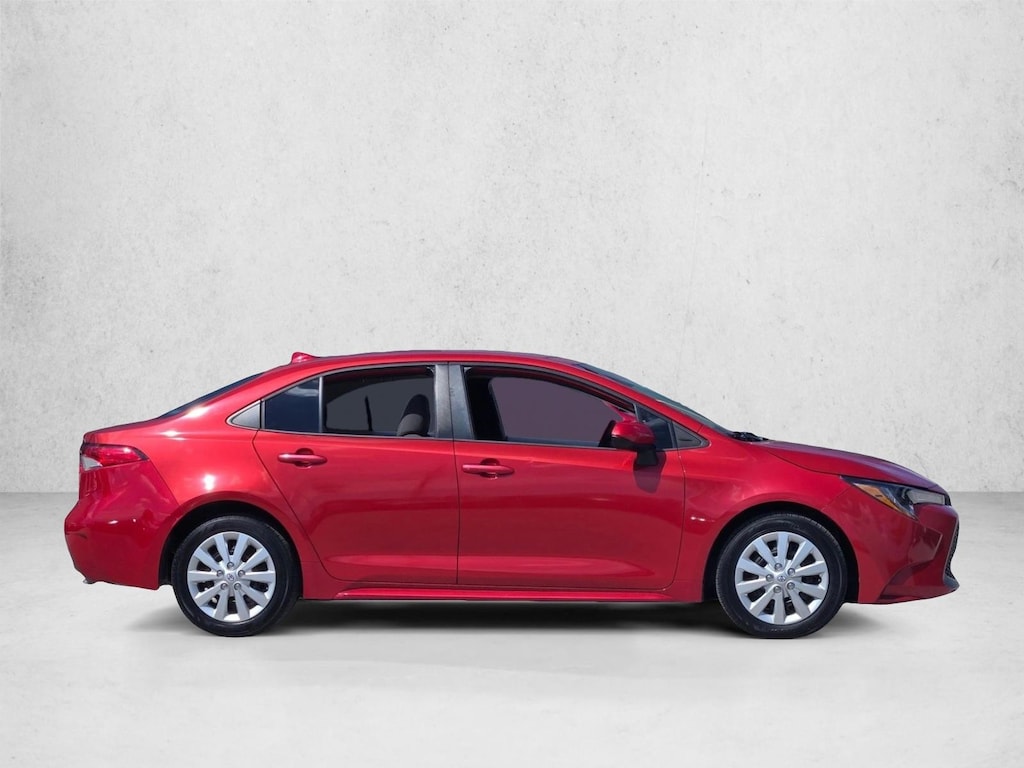 Used 2021 Toyota Corolla LE Sedan