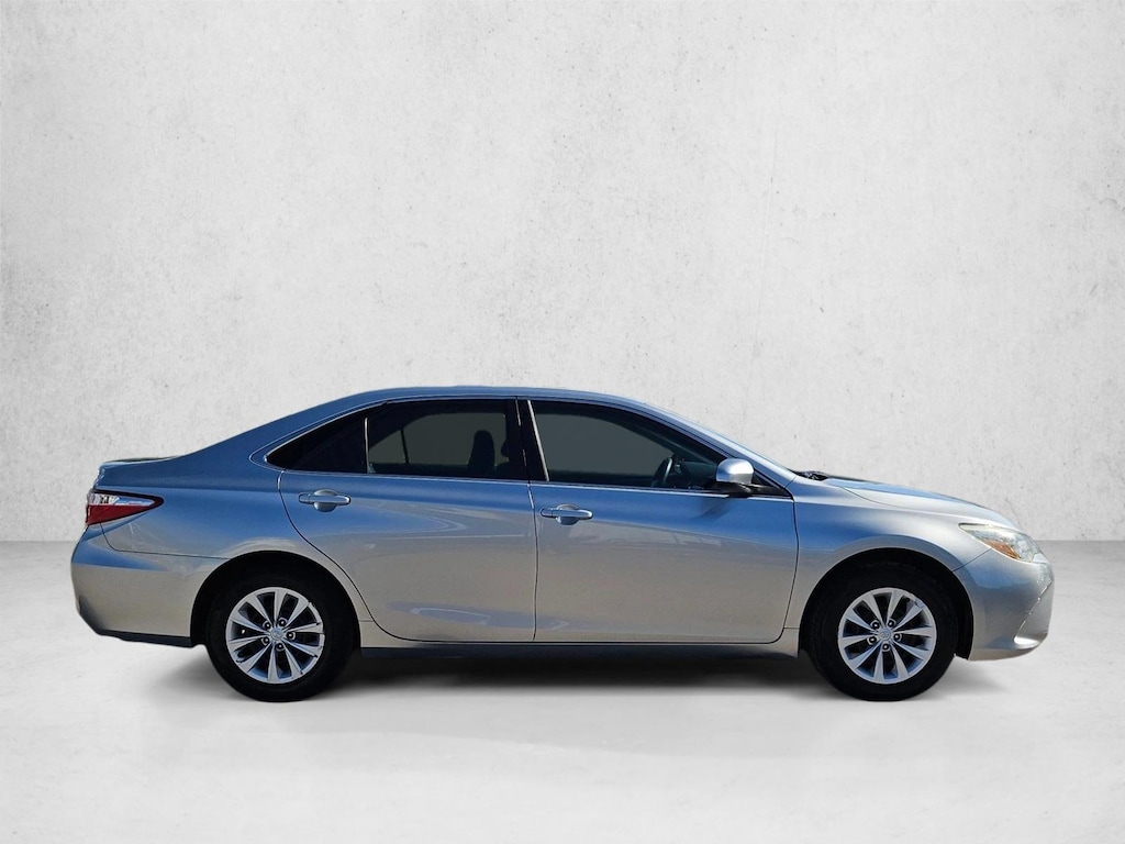 Used 2015 Toyota Camry LE Sedan