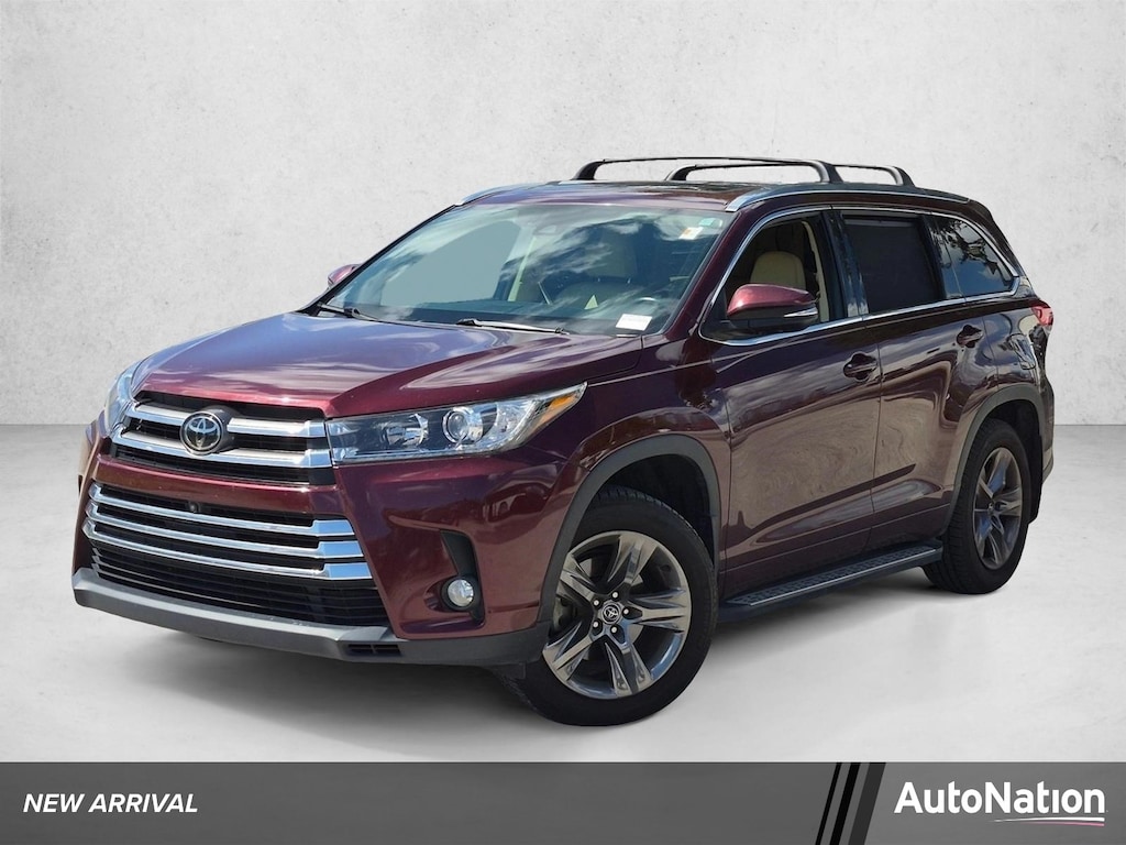 Used 2017 Toyota Highlander Limited Platinum V6 SUV