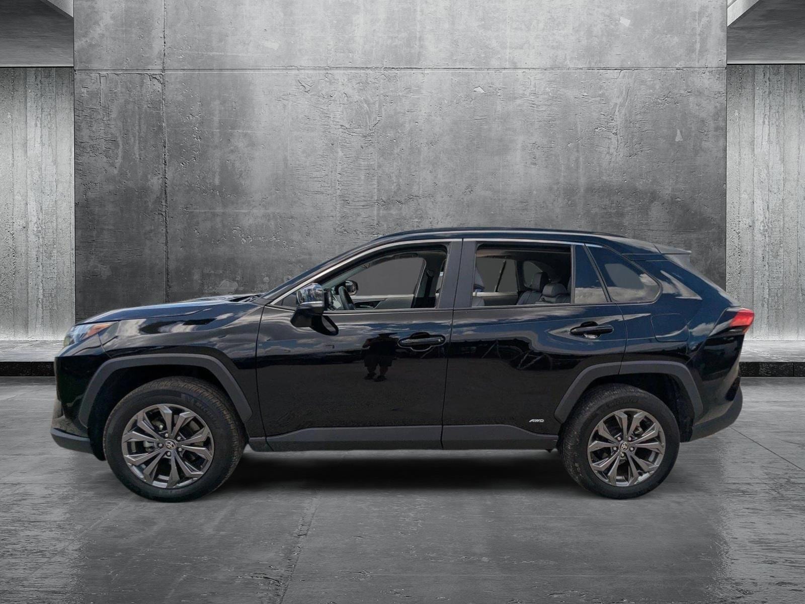 Certified 2022 Toyota RAV4 XLE Premium with VIN 4T3B6RFV4NU091467 for sale in Kansas City