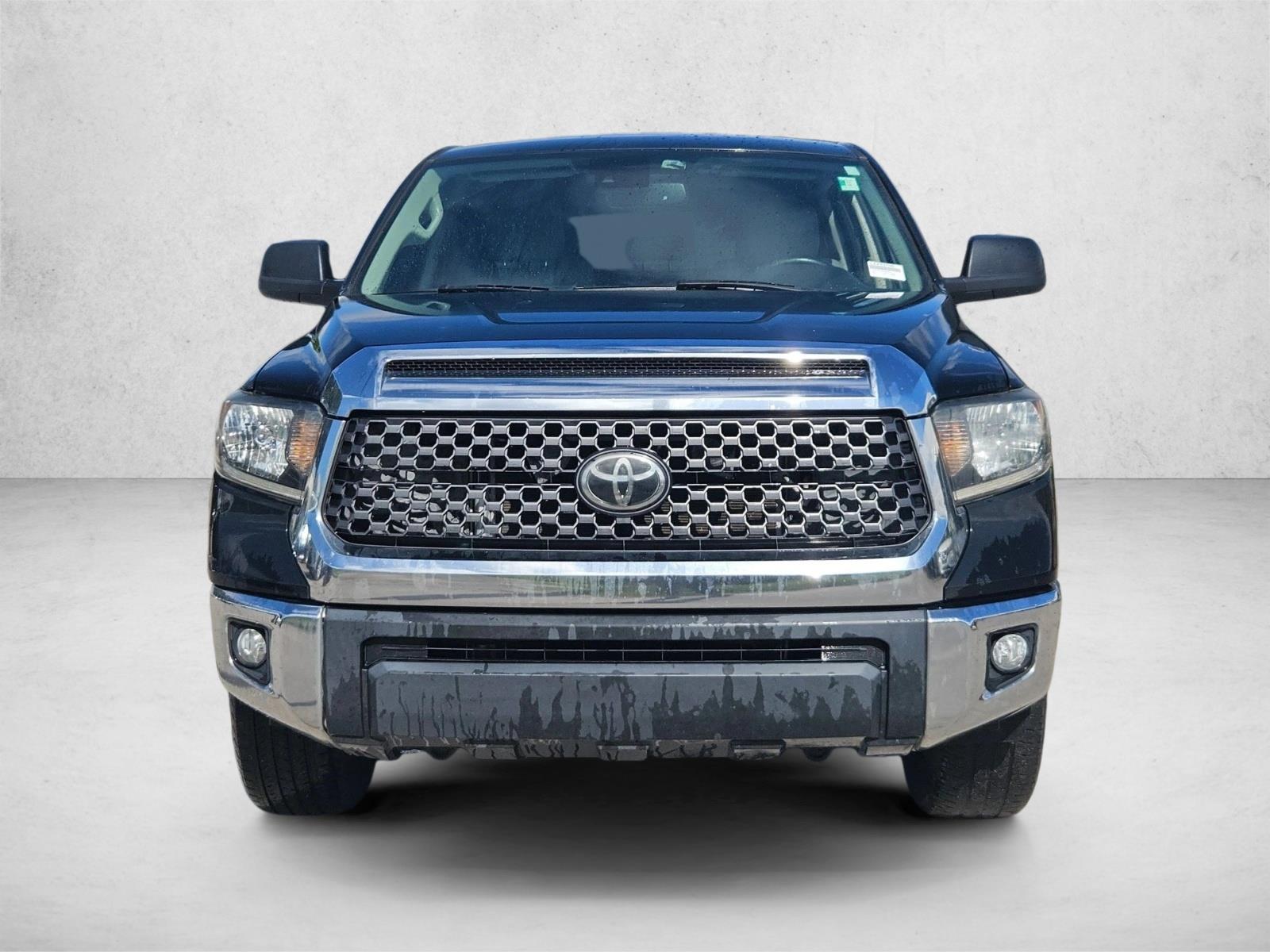 2020 Toyota Tundra SR5 CrewMax photo 2