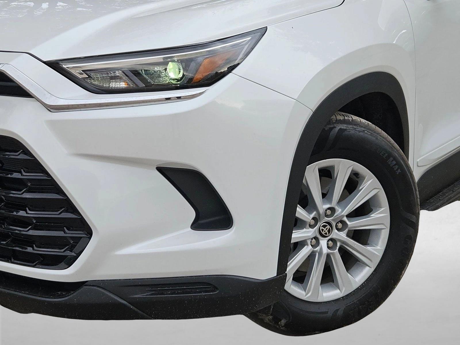 2024 Toyota Grand Highlander XLE AWD photo 3