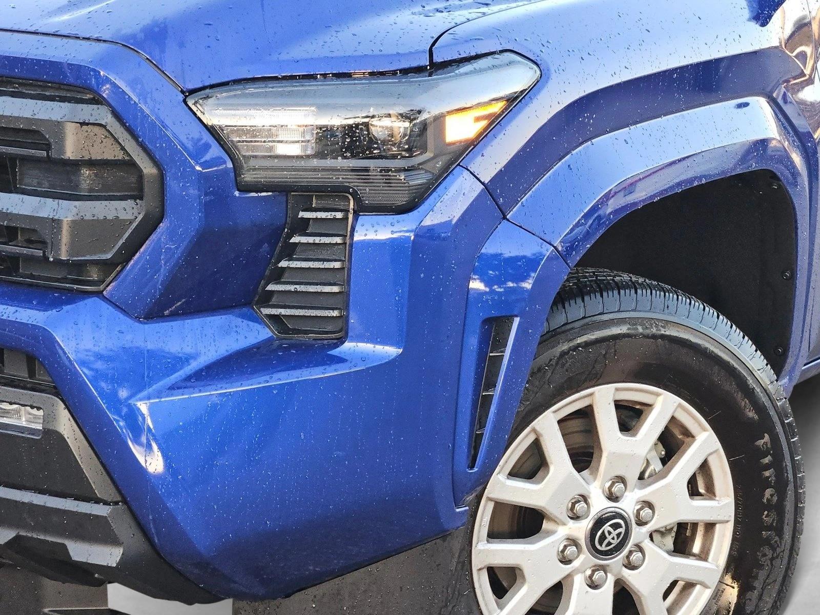 2025 Toyota Tacoma SR5 Double Cab photo 4