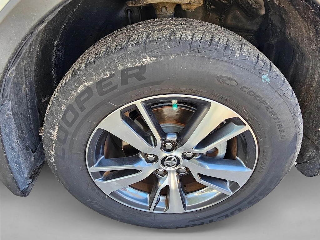Used 2018 Toyota RAV4 XLE SUV
