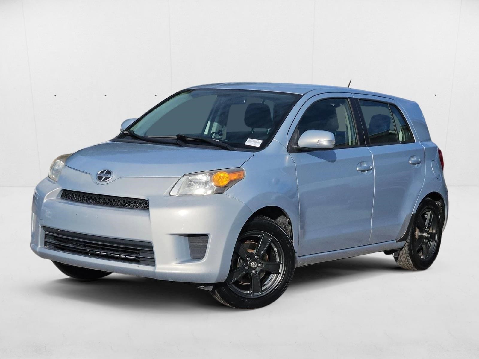 2013 Scion xD