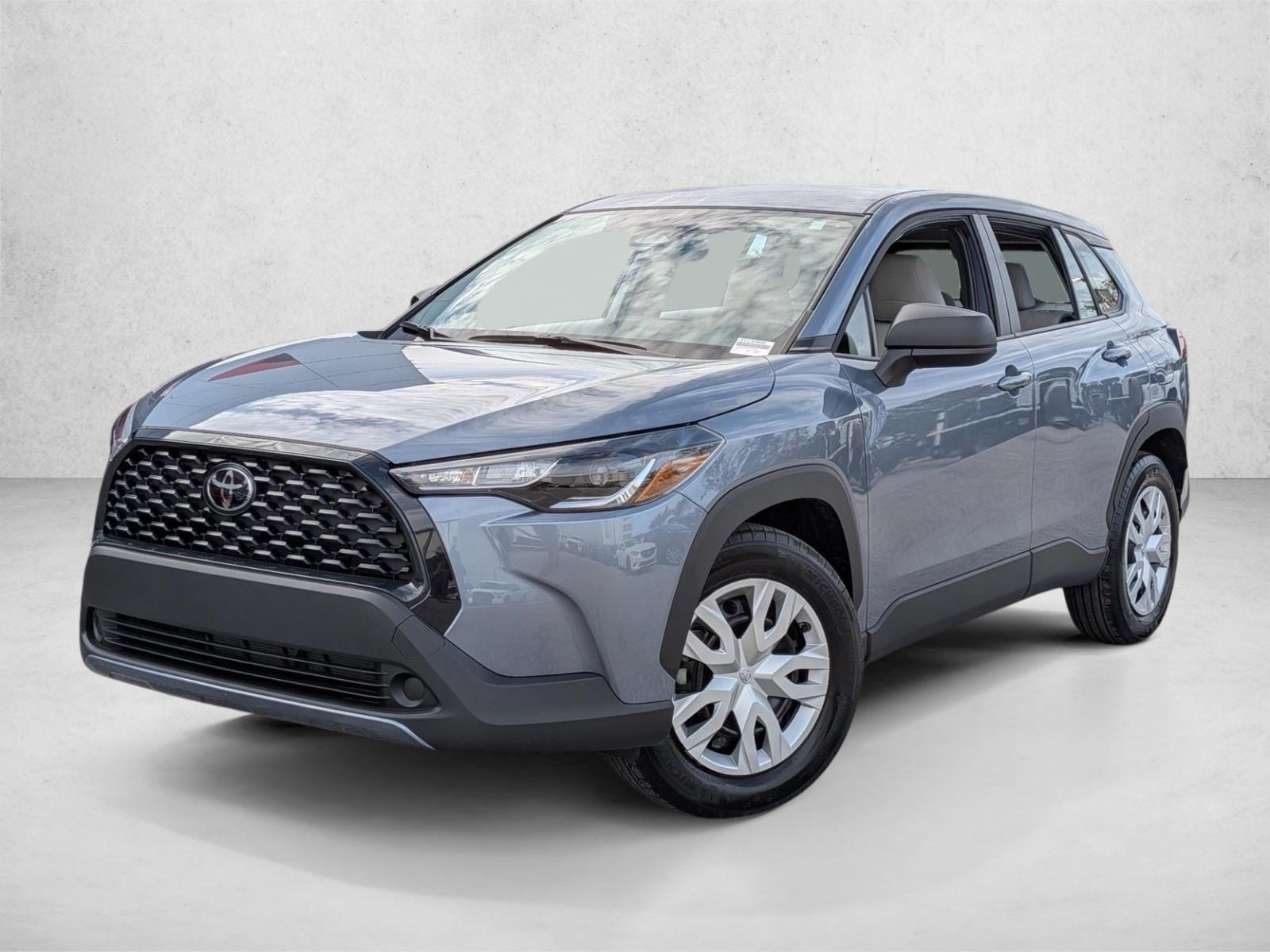 2025 Toyota Corolla Cross L's photo