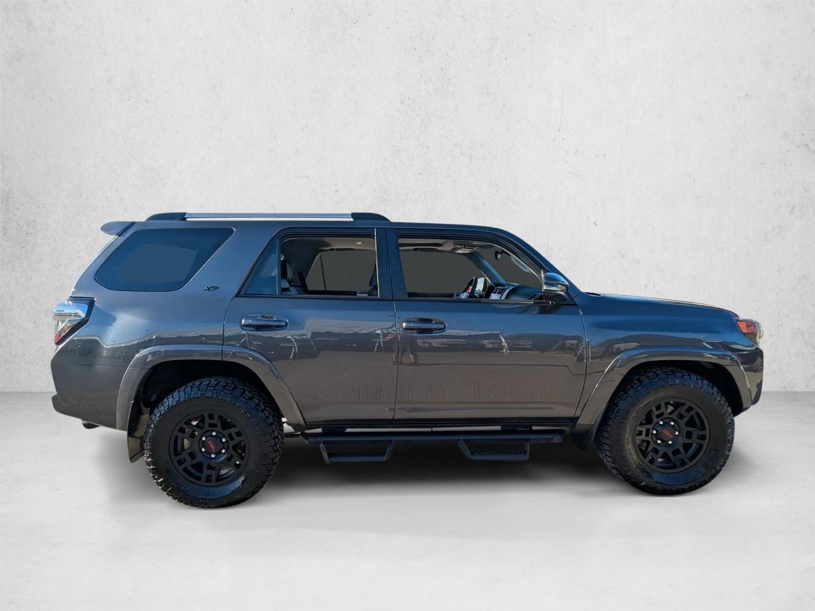 2023 Toyota 4Runner SR5 Premium 2WD photo 4
