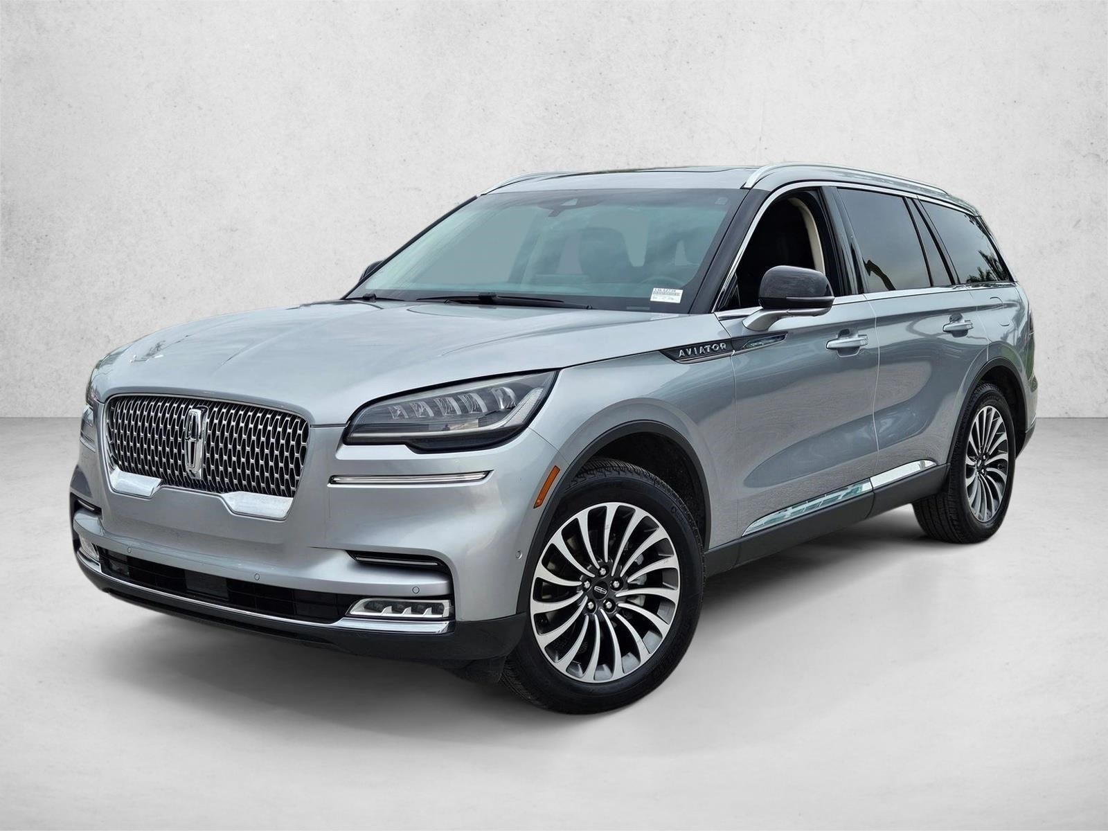 2020 Lincoln Aviator Reserve AWD's photo