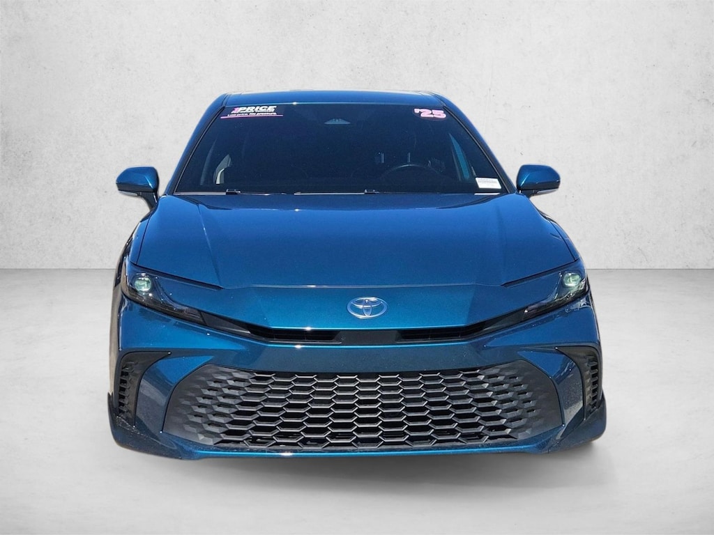 Certified 2025 Toyota Camry SE Sedan