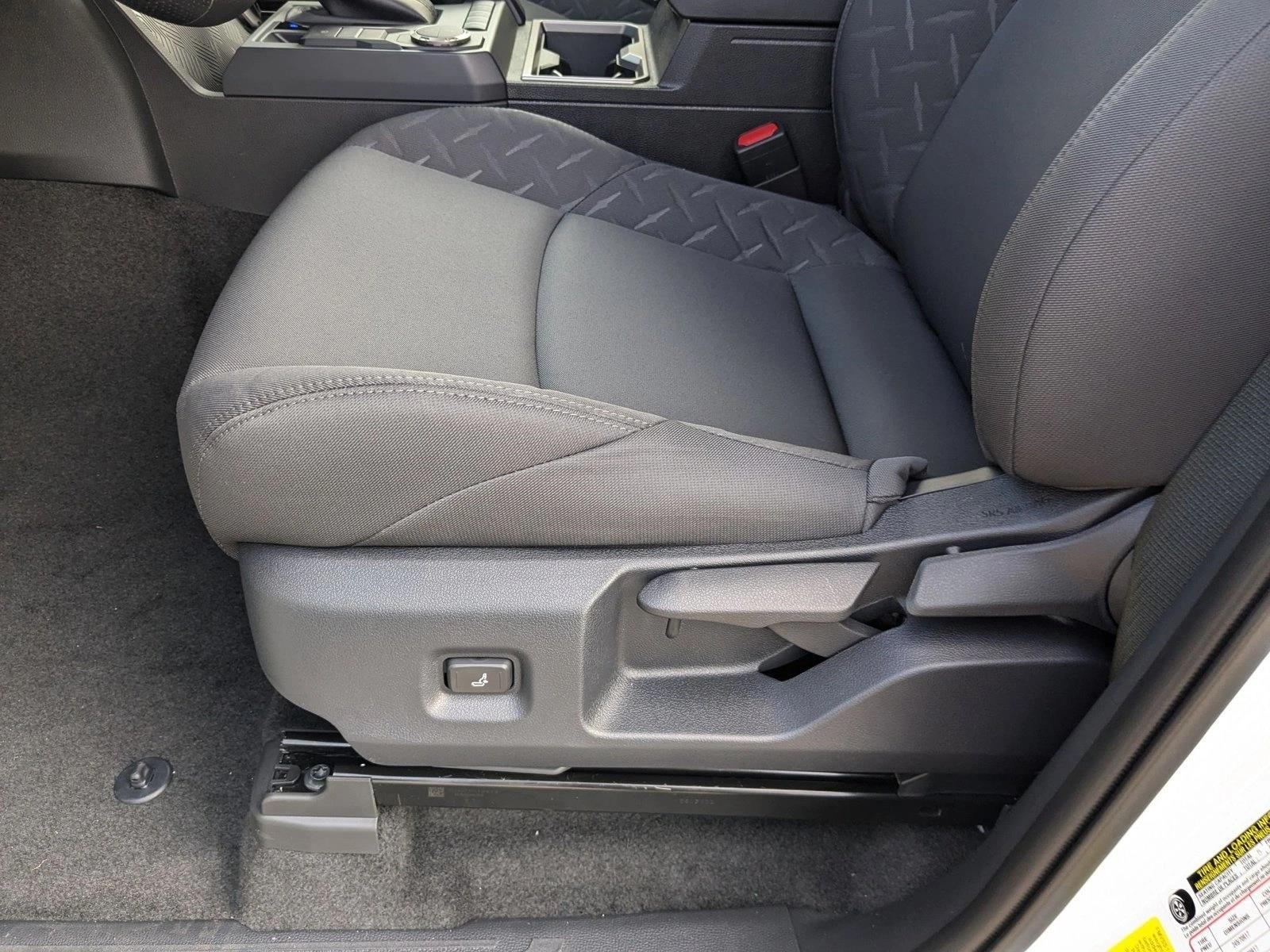 2024 Toyota Tacoma SR5 Double Cab photo 4