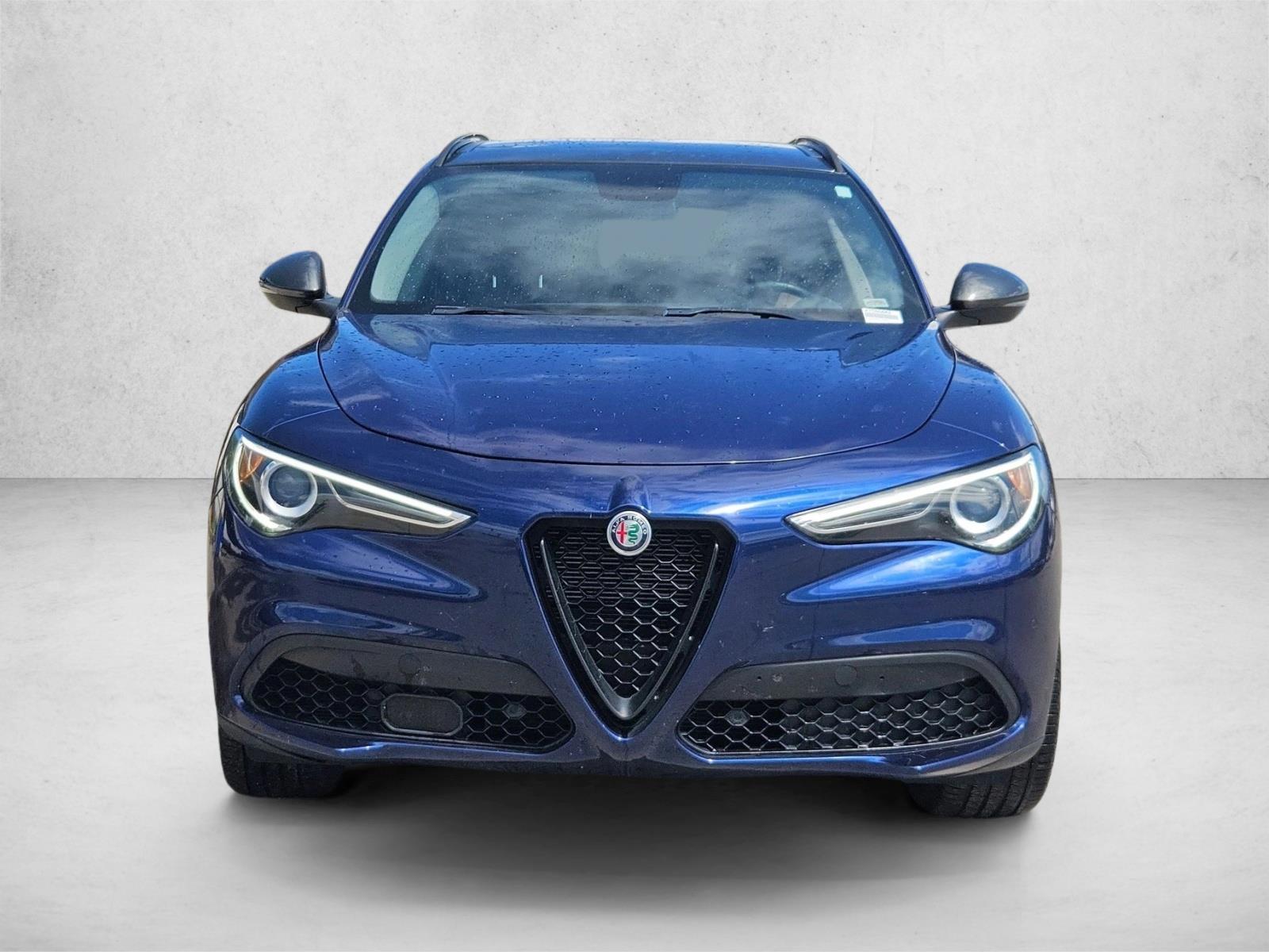 2019 Alfa Romeo Stelvio Ti photo 2