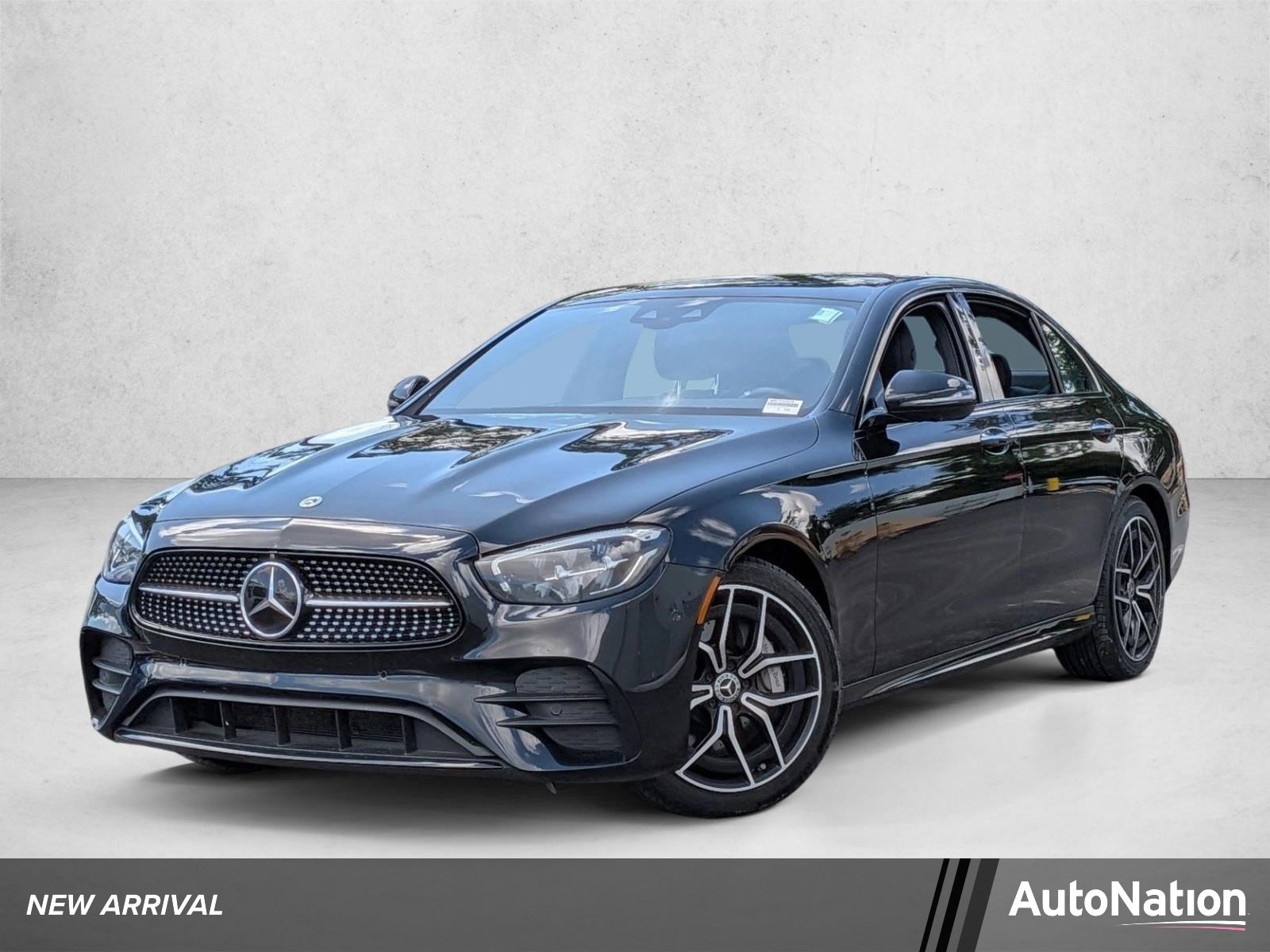 2022 Mercedes-Benz E-Class E350's photo