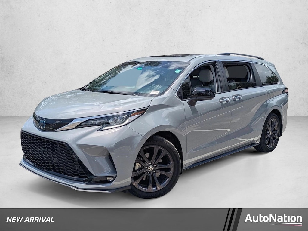 Used 2024 Toyota Sienna XSE 7 Passenger Van Passenger Van