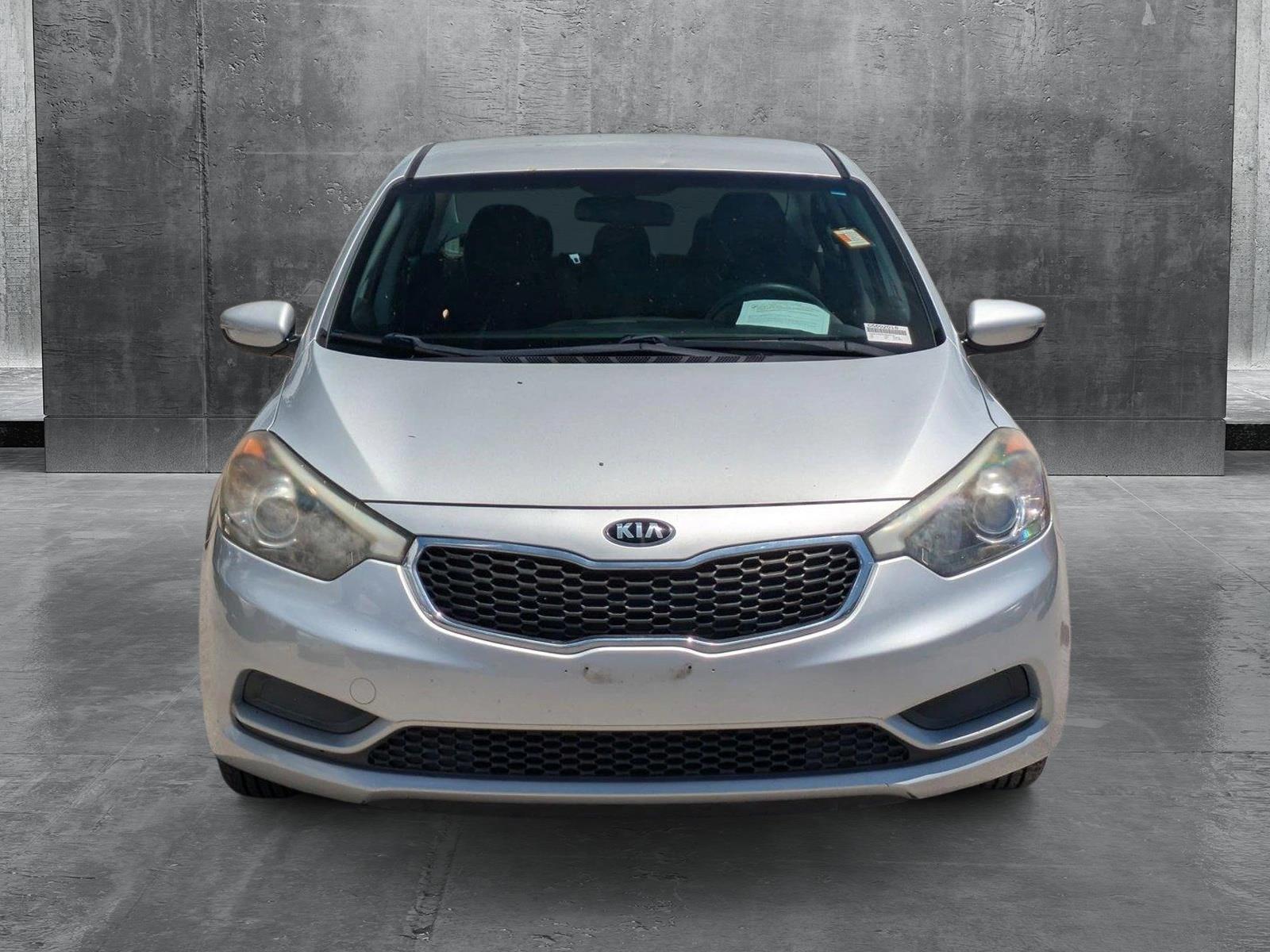 Used 2016 Kia Forte LX with VIN KNAFK4A69G5602016 for sale in Pinellas Park, FL