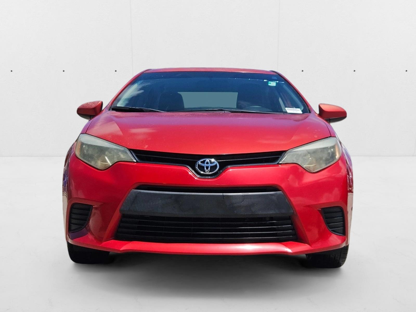 2014 Toyota Corolla LE photo 2