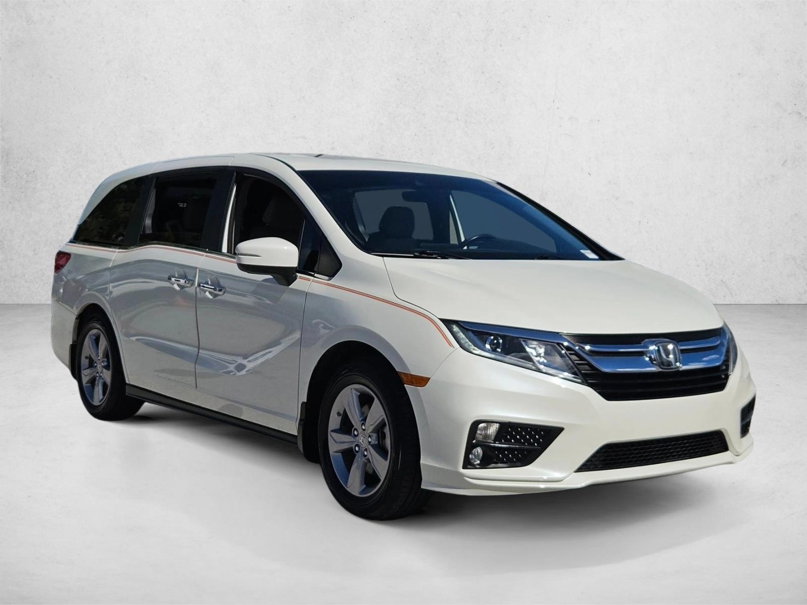 2018 Honda Odyssey EX-L photo 3