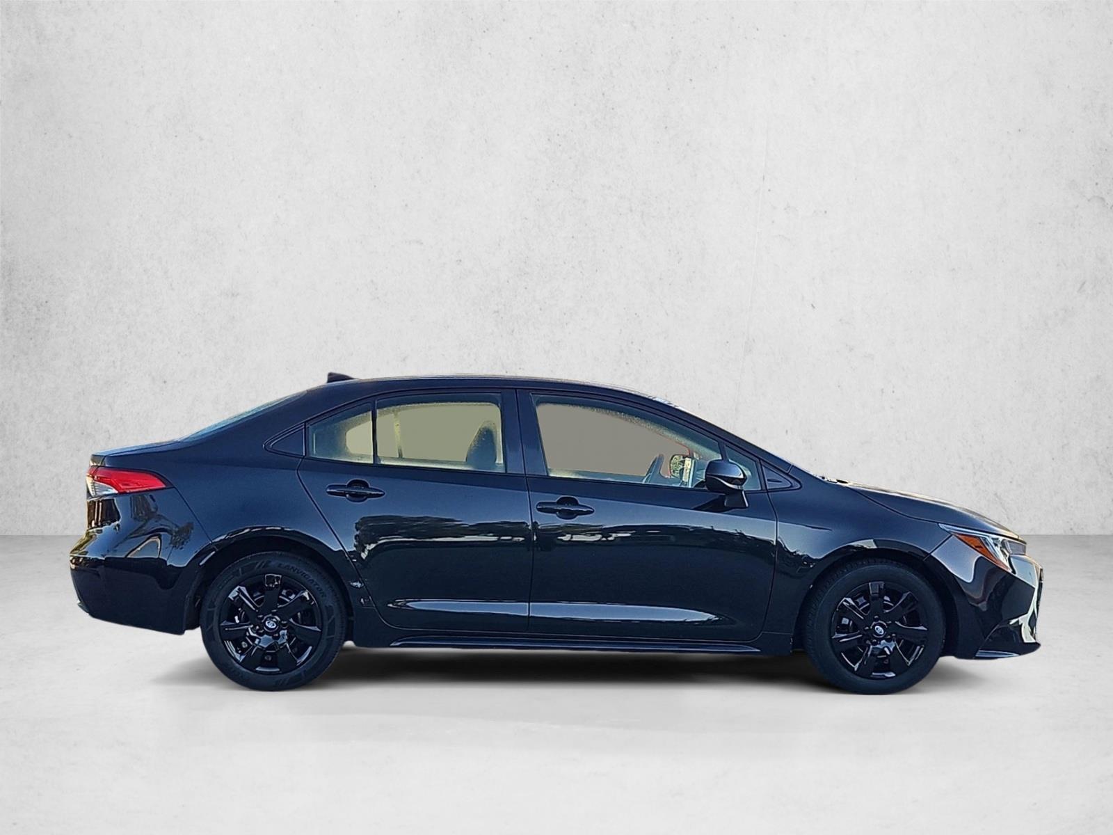 Used 2020 Toyota Corolla LE Sedan