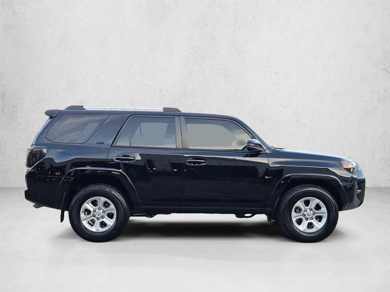 2023 Toyota 4Runner SR5 Premium 2WD photo 4