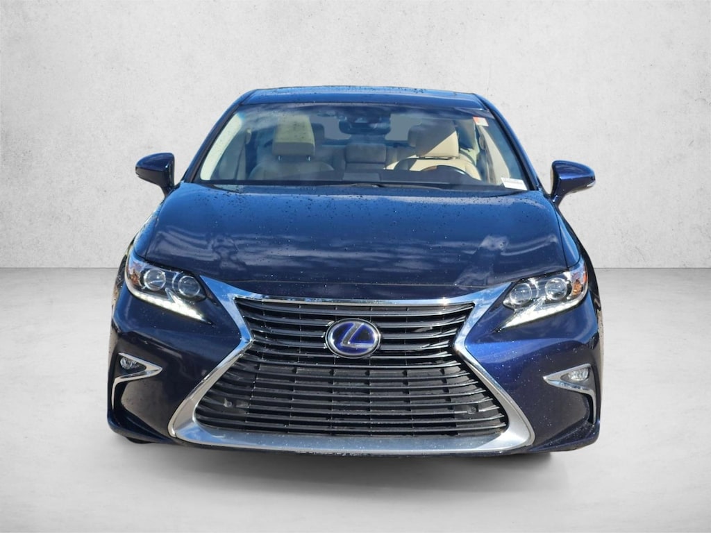 Used 2017 Lexus ES 300h Sedan