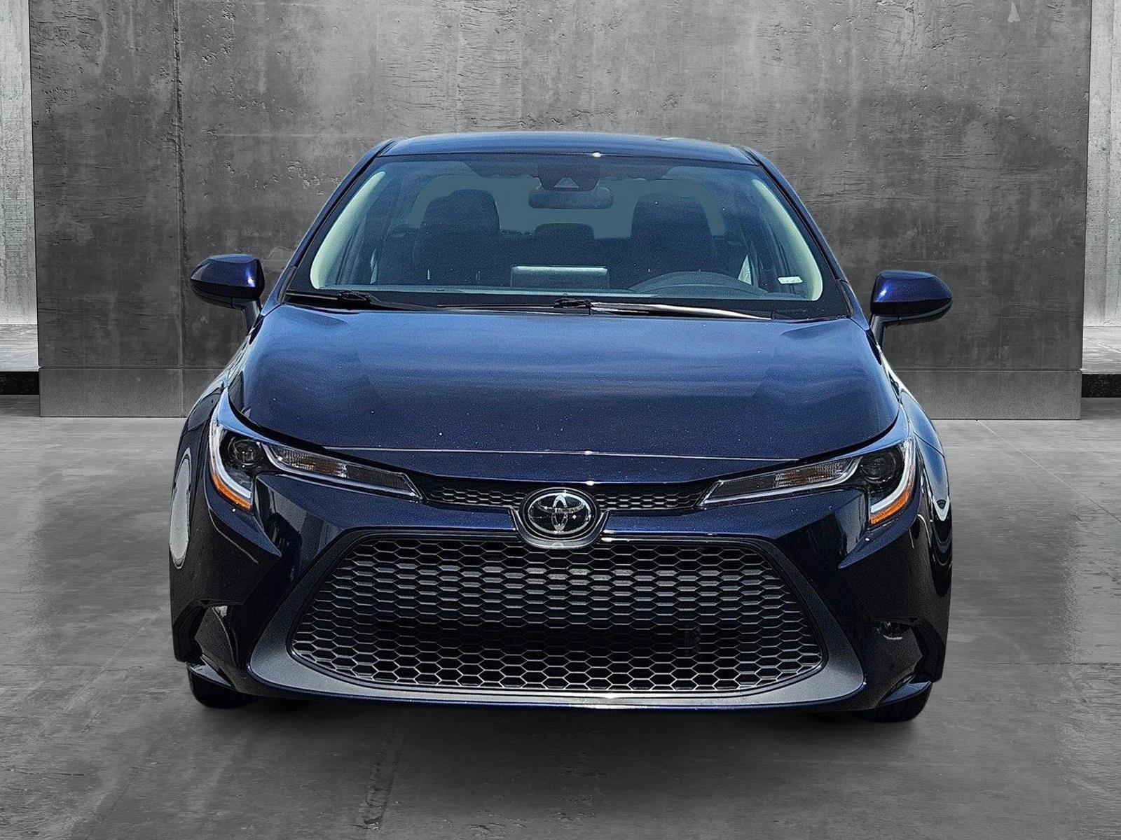 Used 2022 Toyota Corolla LE with VIN 5YFEPMAE6NP364505 for sale in Pinellas Park, FL
