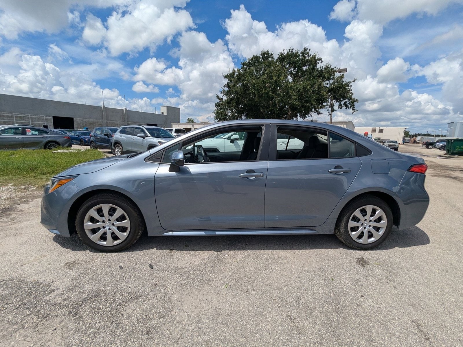 Certified 2025 Toyota Corolla LE with VIN 5YFB4MDE3SP266471 for sale in Kansas City
