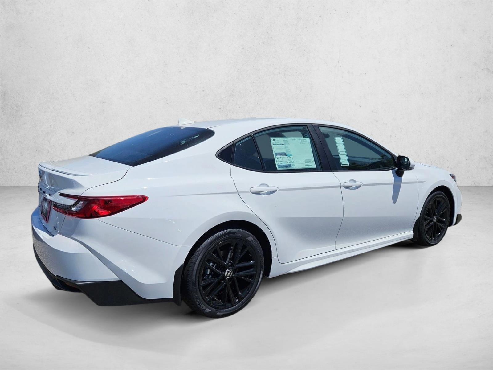 2025 Toyota Camry SE photo 2