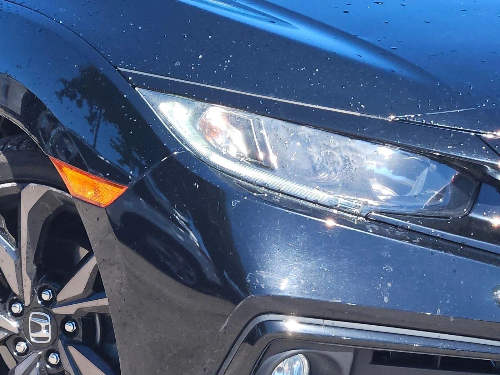 2020 Honda Civic Sport photo 3