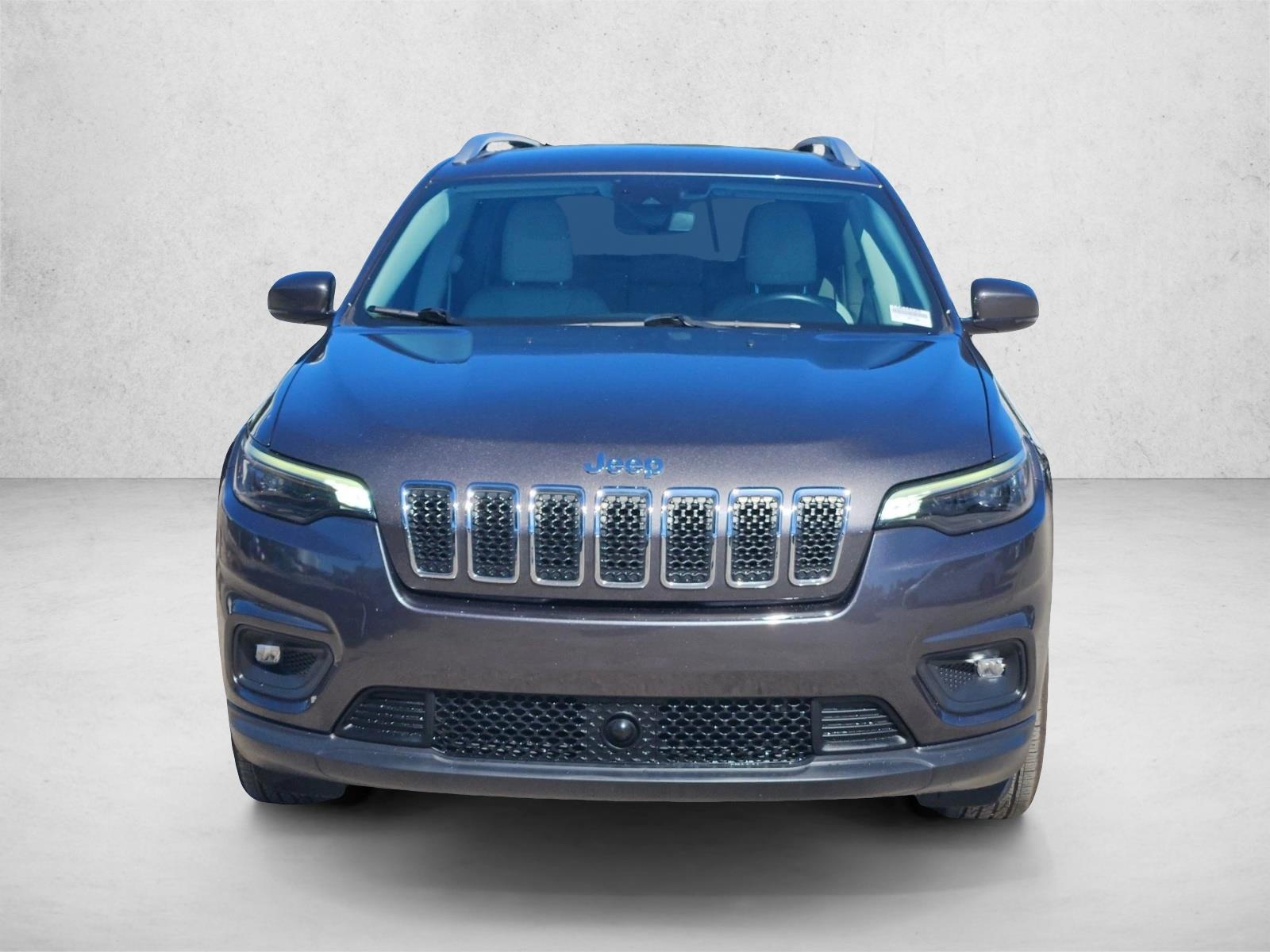 2020 Jeep Cherokee Latitude photo 2