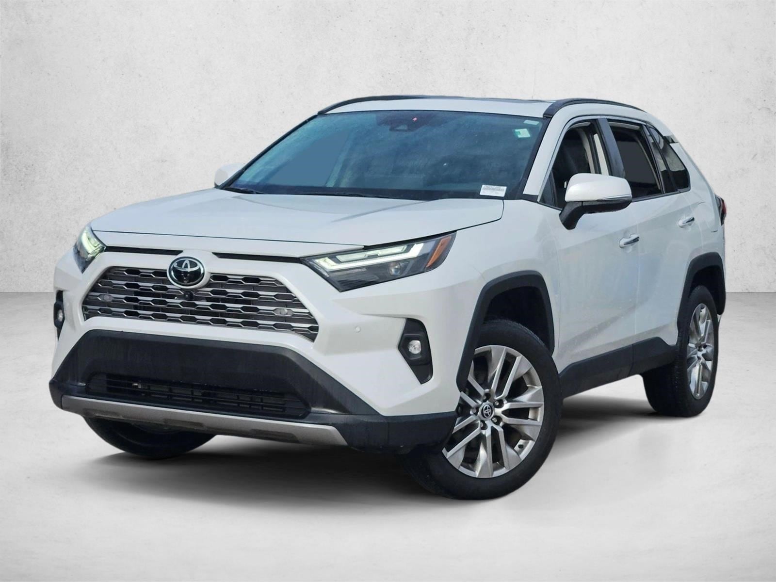 2023 Toyota RAV4 Limited's photo