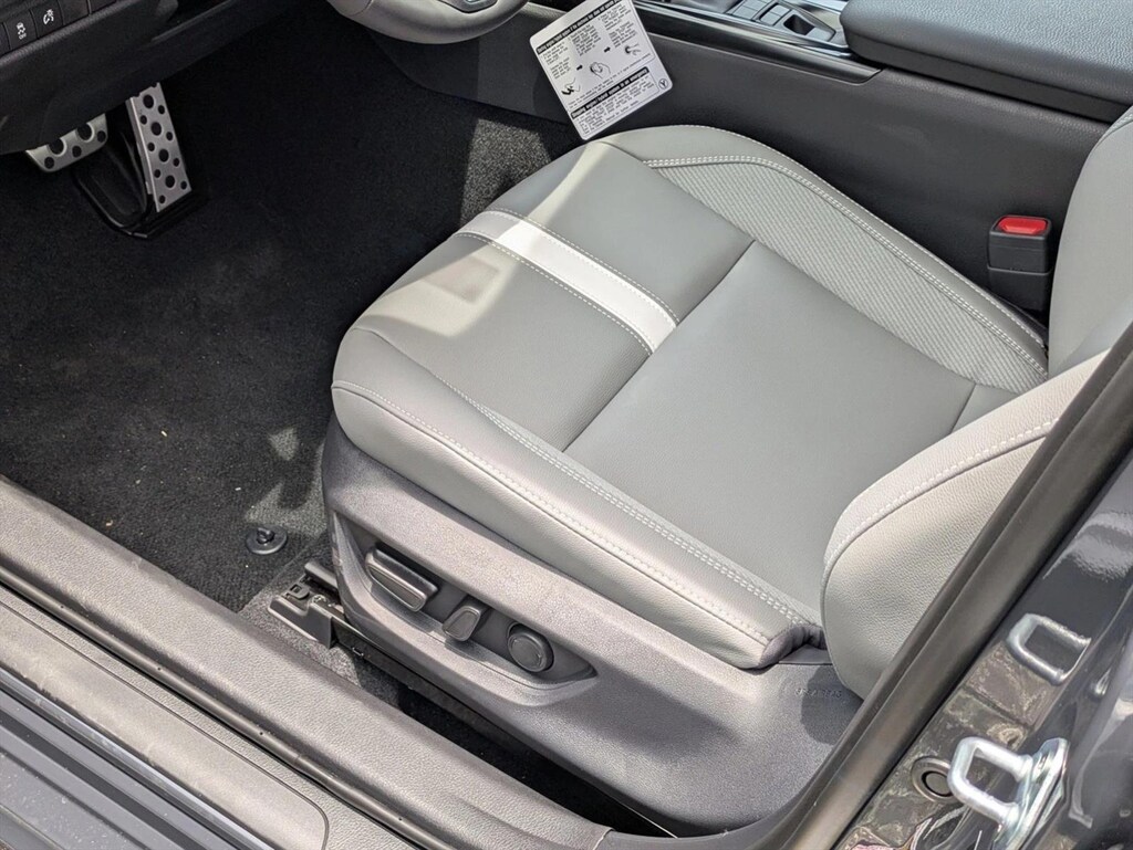 Certified 2025 Toyota Camry SE Sedan