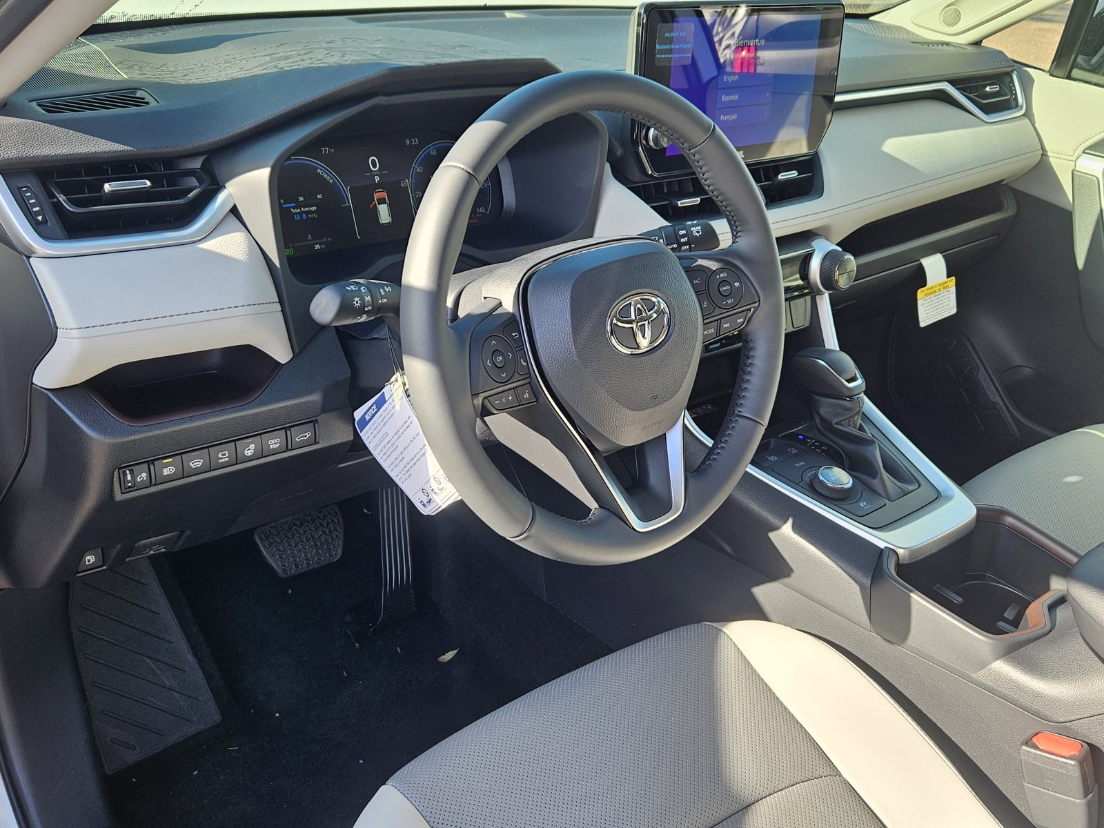 2024 Toyota RAV4 Hybrid Limited photo 3