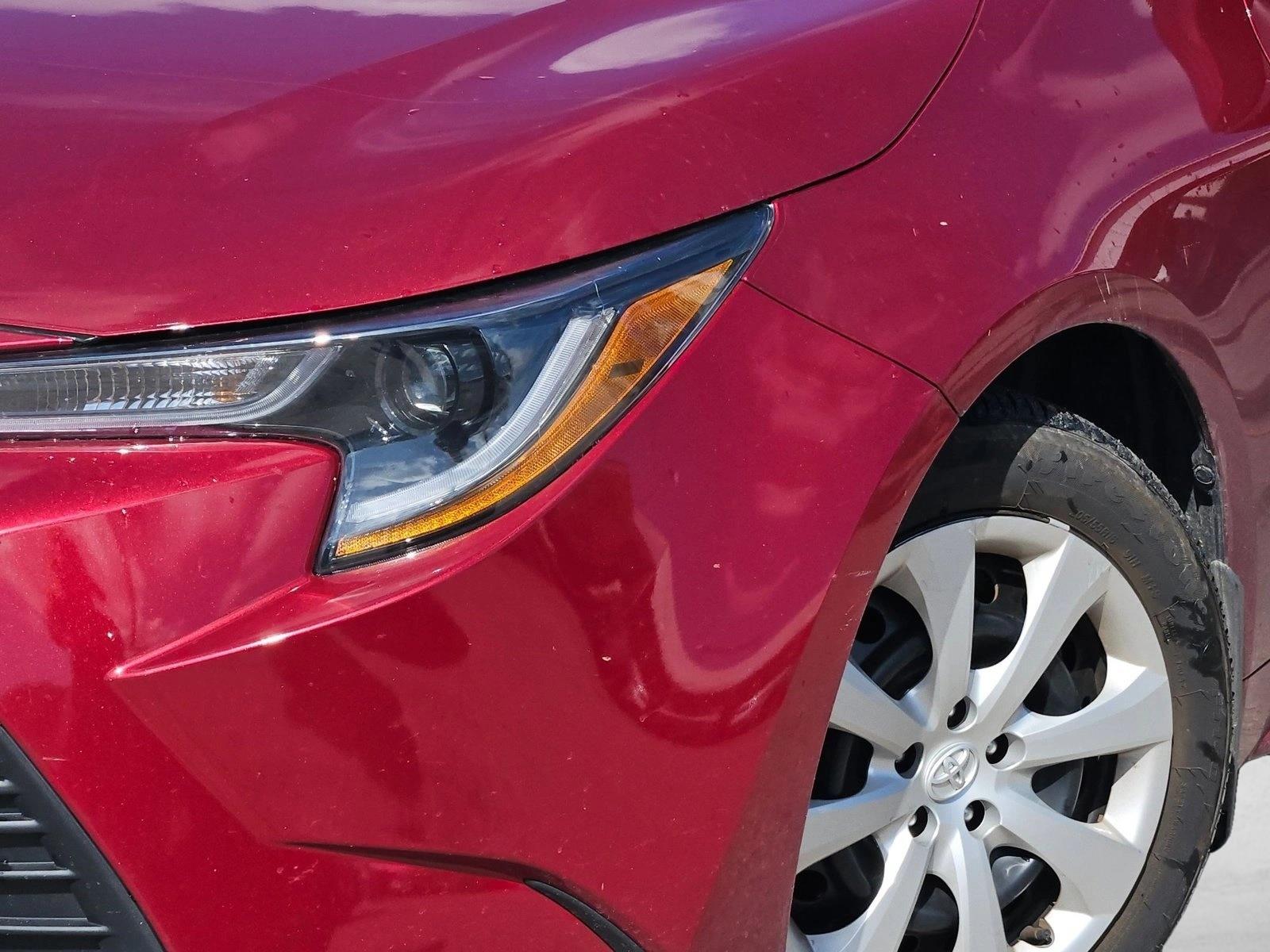 2025 Toyota Corolla LE photo 4