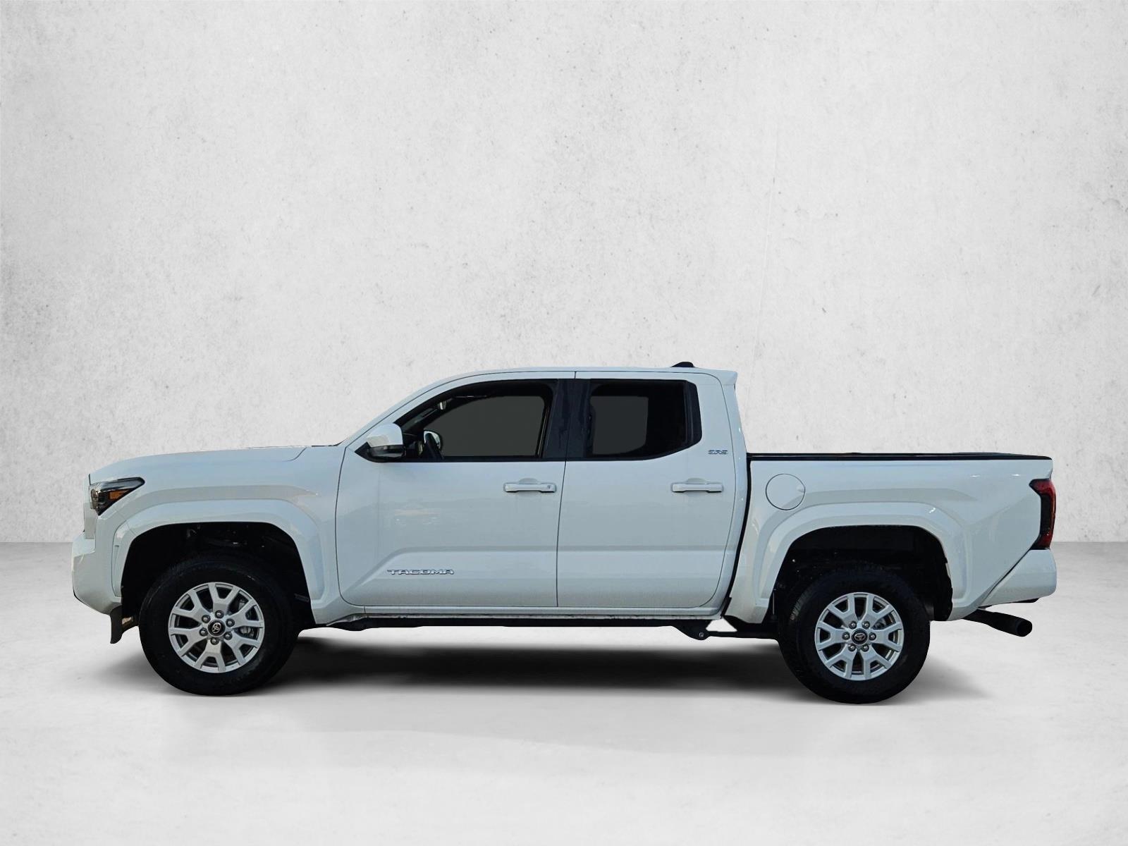 2024 Toyota Tacoma SR5 Double Cab photo 3