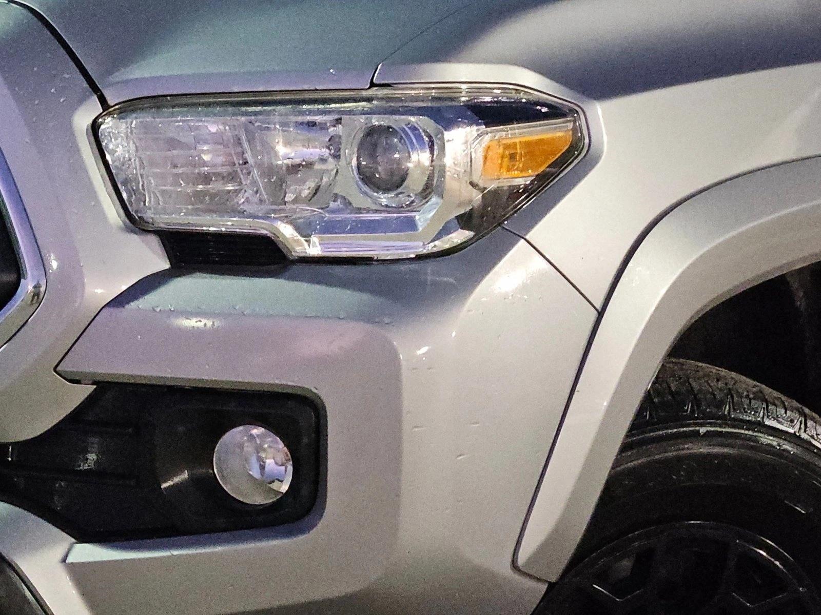2020 Toyota Tacoma SR5 Double Cab V6 photo 3