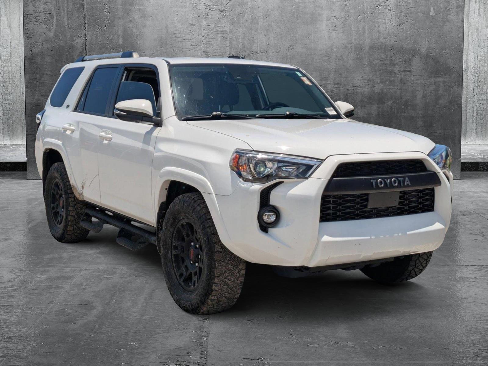 2023 Toyota 4Runner SR5 Premium photo 3
